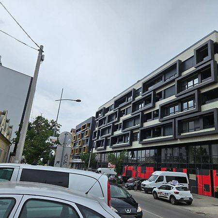 Apartment Paradiso - Besplatan Parking Νόβι Σαντ Εξωτερικό φωτογραφία